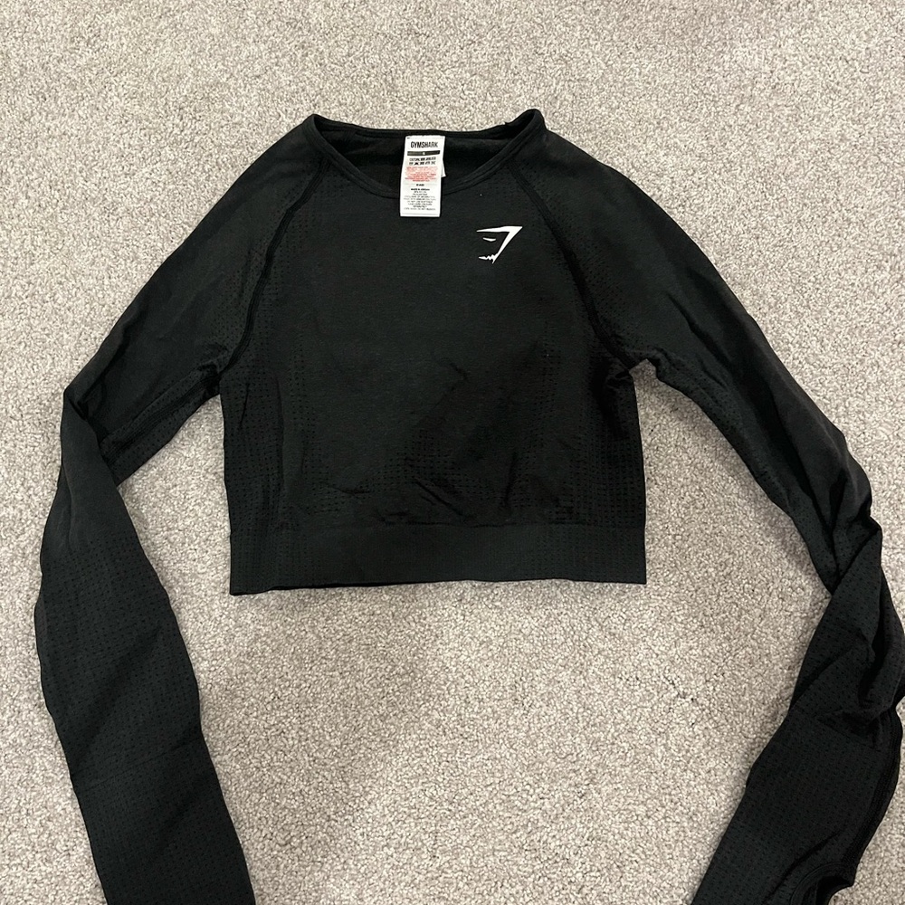 Gymshark Black Long Sleeve Crop Top